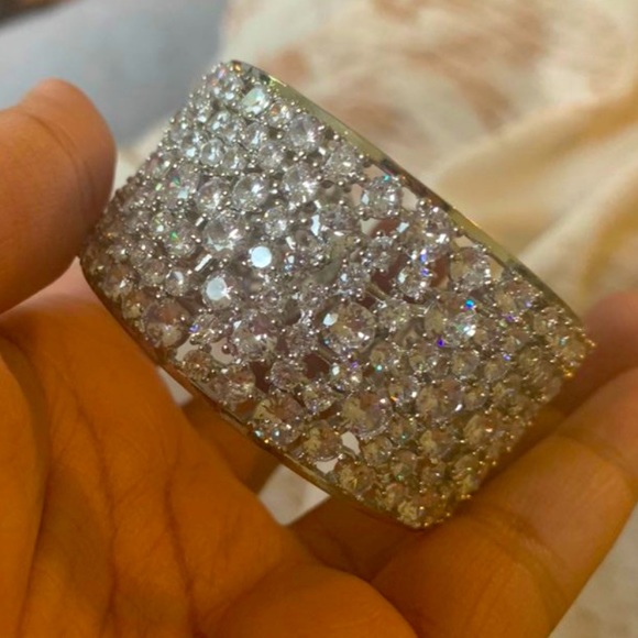 Unique Luxury Designer Bridal Bracelet - Picture 9 of 12